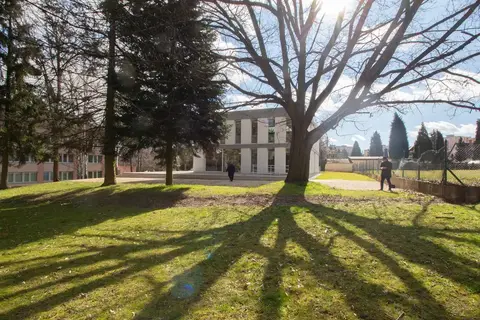 Chodov: Přestavba bývalé výrobny knedlíků na městskou knihovnu