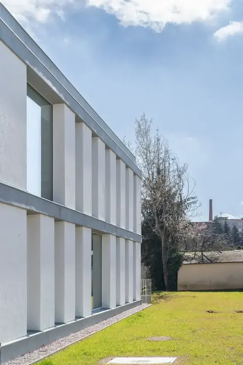 Chodov: Přestavba bývalé výrobny knedlíků na městskou knihovnu