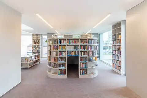 Chodov: Přestavba bývalé výrobny knedlíků na městskou knihovnu