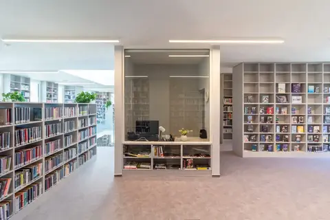 Chodov: Přestavba bývalé výrobny knedlíků na městskou knihovnu