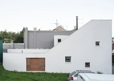 Desátková: Renovace rodinného domu v Brně