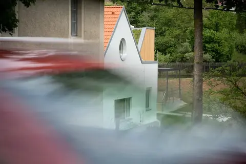 Suchomasty: Přestavba a přístavba mateřské školy v CHKO Český kras