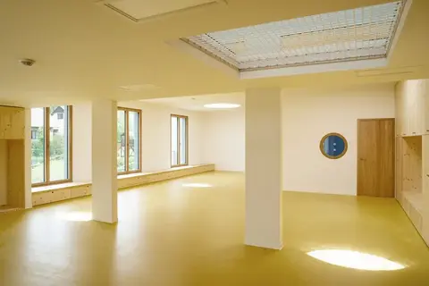 Suchomasty: Přestavba a přístavba mateřské školy v CHKO Český kras