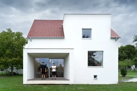 Život: Renovace rodinného domu ve Staré Huti na ulici Krásný život